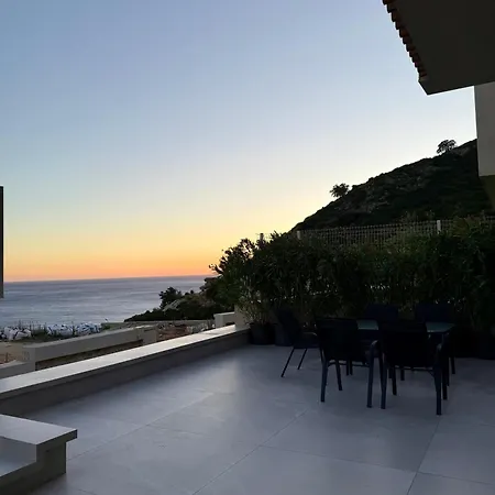 Rei Coast Villa *